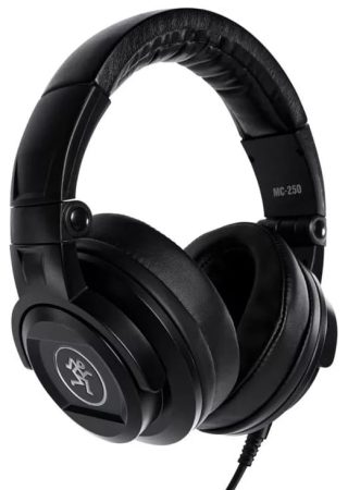 Budget closed best sale back headphones